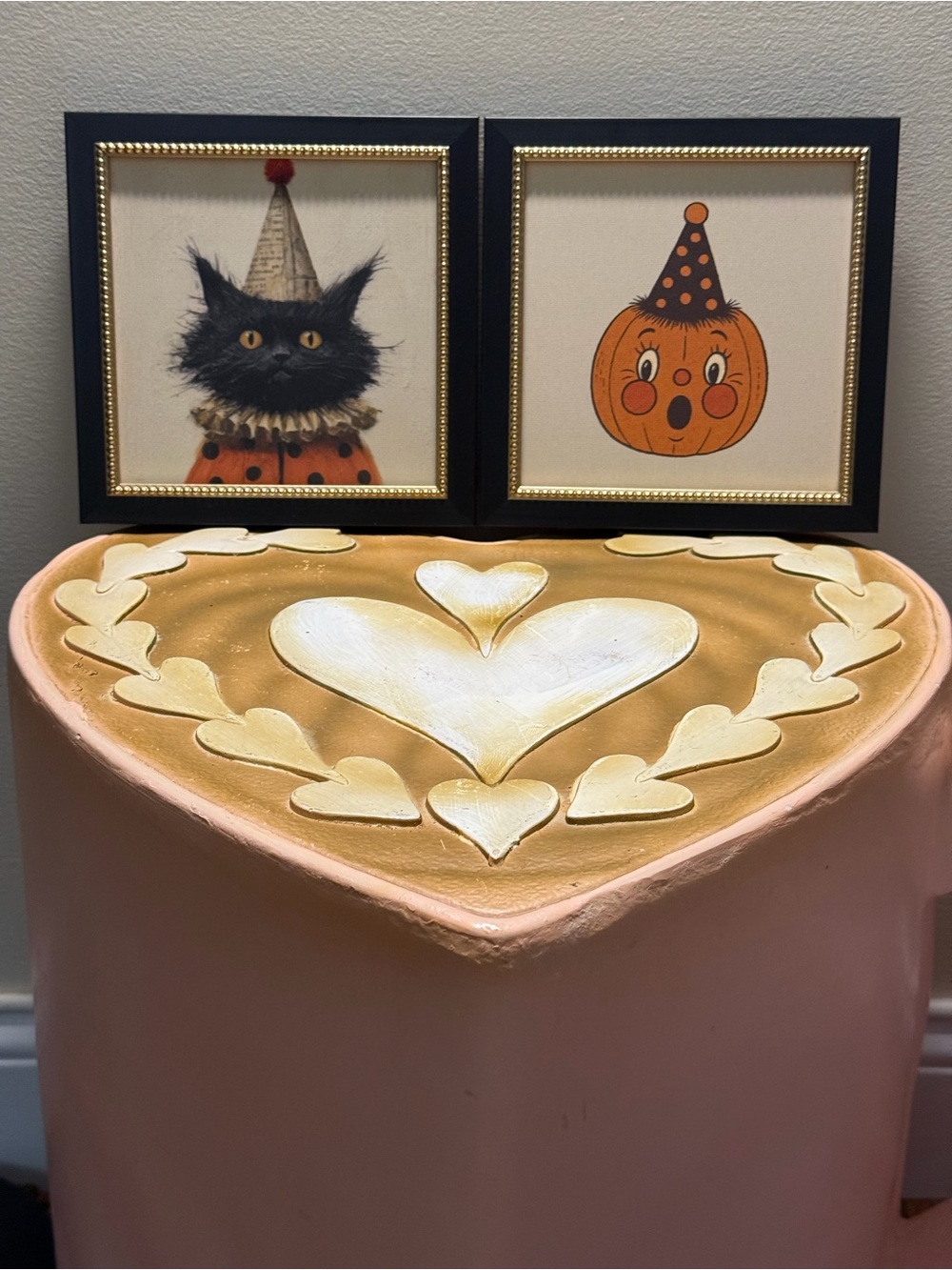 Set of 2 Petal Lane Vintage Inspired Halloween Black Cat & Pumpkin Wall Pictures